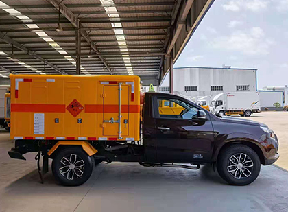 禹王台爆破器材运输车